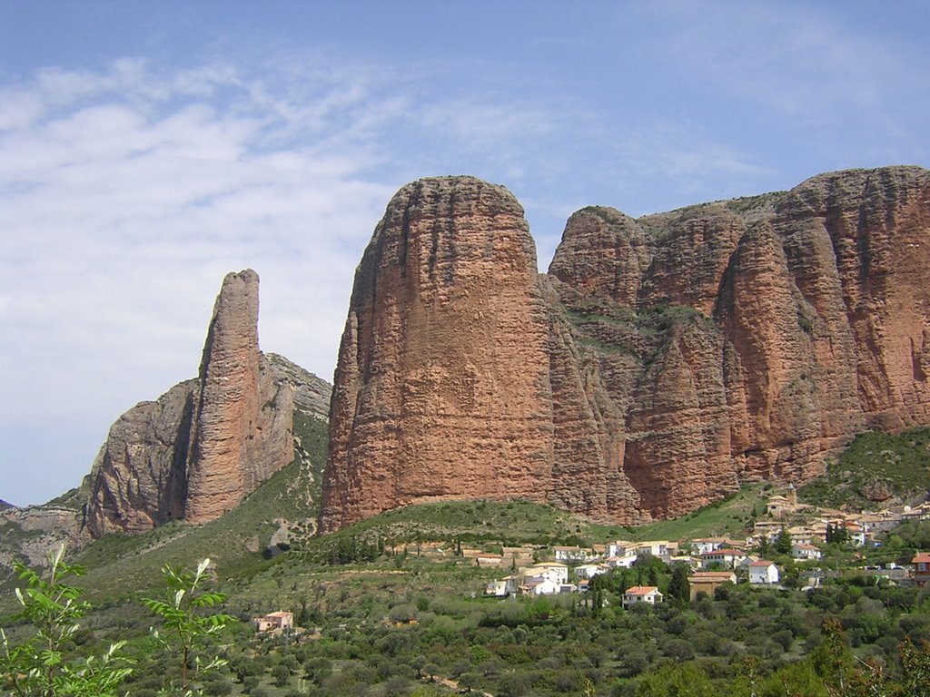 Mallos de Riglos by Roberto Abizanda San…