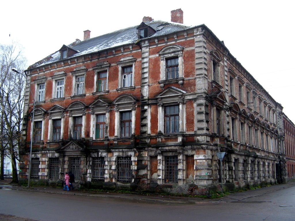 Haus der Bernsteinmanufaktur 1899. Улица Портовая (ранее Sattlergasse) by Тилигузов Сергей