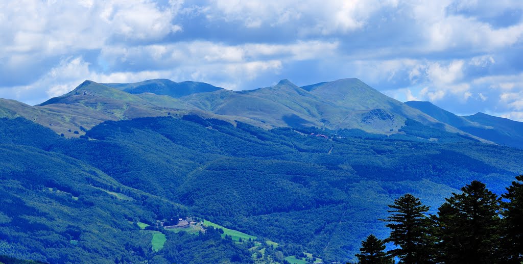 L'Appennino Tosco-Emiliano visto da Abetone (PT). (10-08-2011) by Renato Pantini