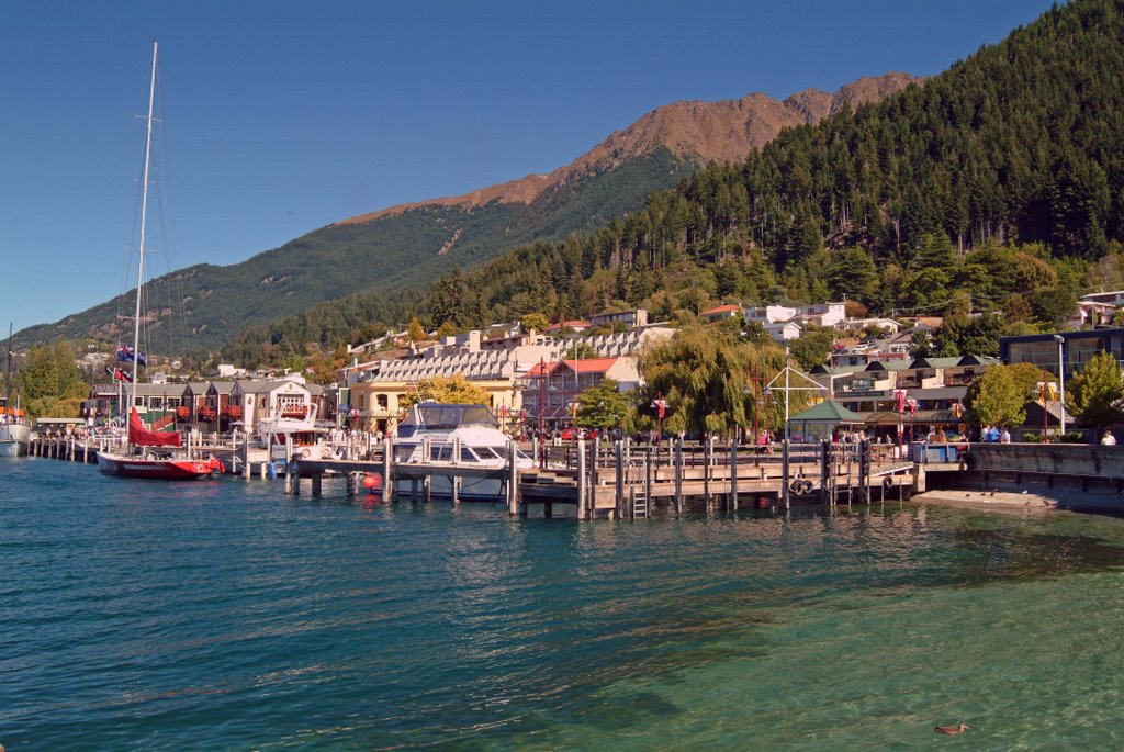 Queenstown Waterfront, New Zealand by maharg