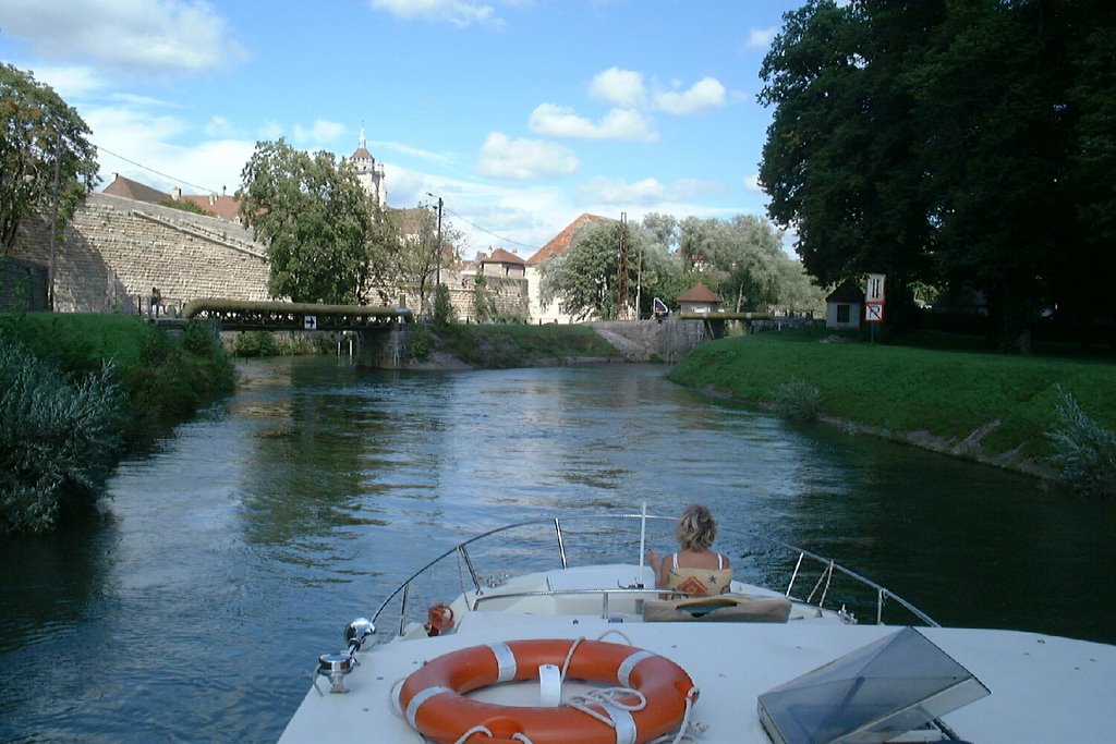 Canal du Rhône au Rhin, Ecluse No 67 Jardin Philippe by booh