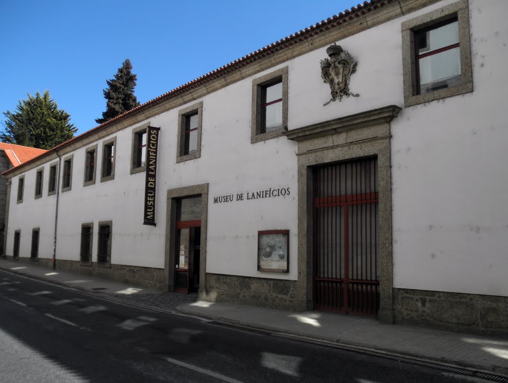 Museu de lanifícios by Luis Fernandes