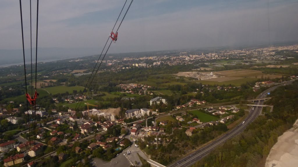 Canton de Genève vu depuis le téléphérique du Salève ►Look Around by Magda GHALI