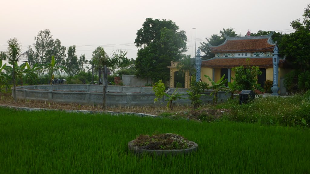 Cimetière de Thi Tran van dinh by fnguyen16