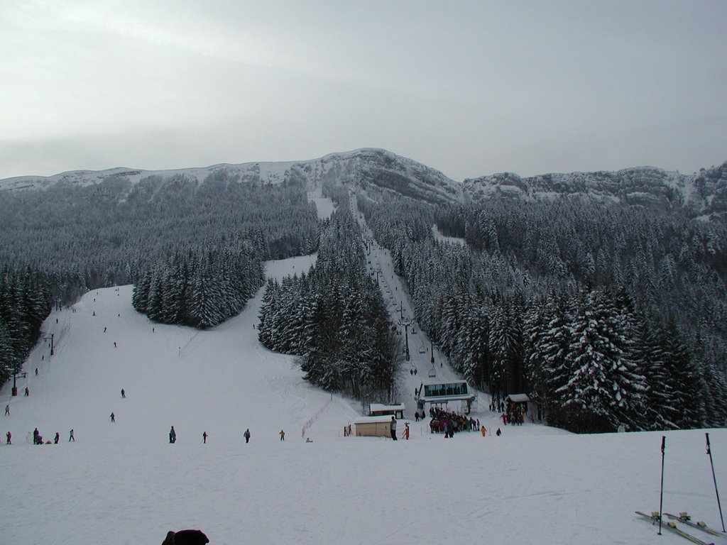 Domaine skiable du Mont-d'Or - Piquemiette - depuis la buvette du skieur by Festler