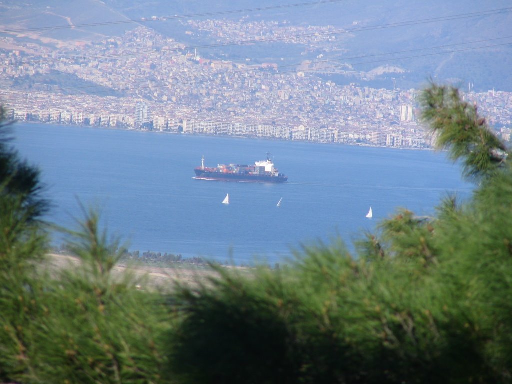 Izmir Bay, Turkey by semih leblebici