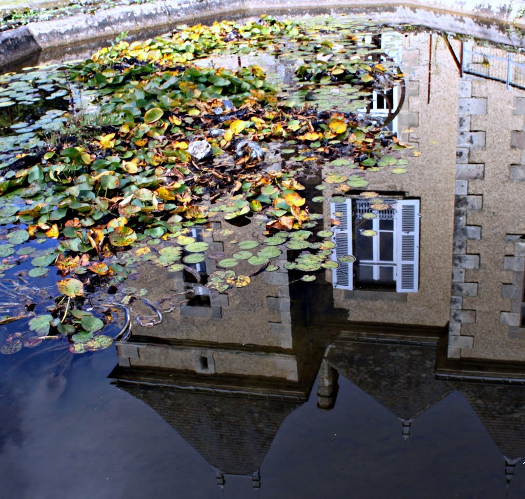 Château de la Malvergne by © cvandermeijden