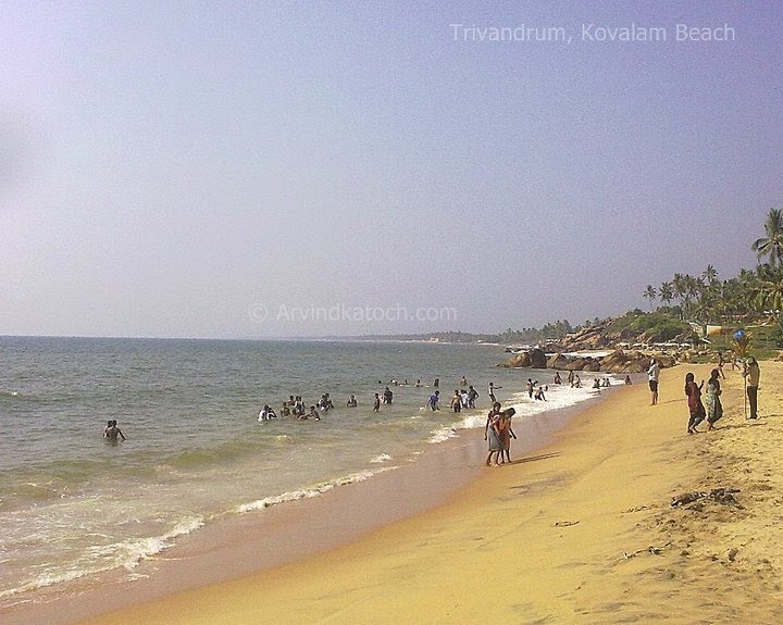 Kovalam Beach Trivendram by arvindkatoch