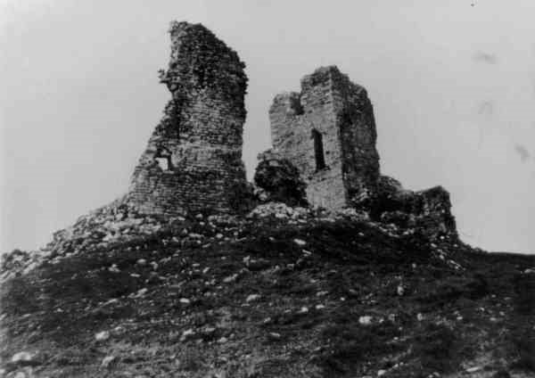 La Rocca di Monte Battaglia durante la 2° Guerra Mondiale (1944) by Giorgio Sagrini