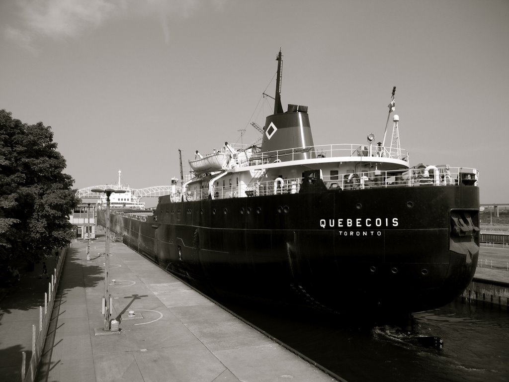 Upbound at the locks by shipguy9