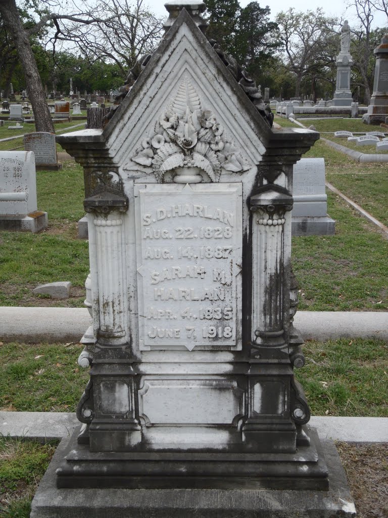 Unique Grave Marker, Oakwood Cemetery, Austin, Texas by Taylor Martinez