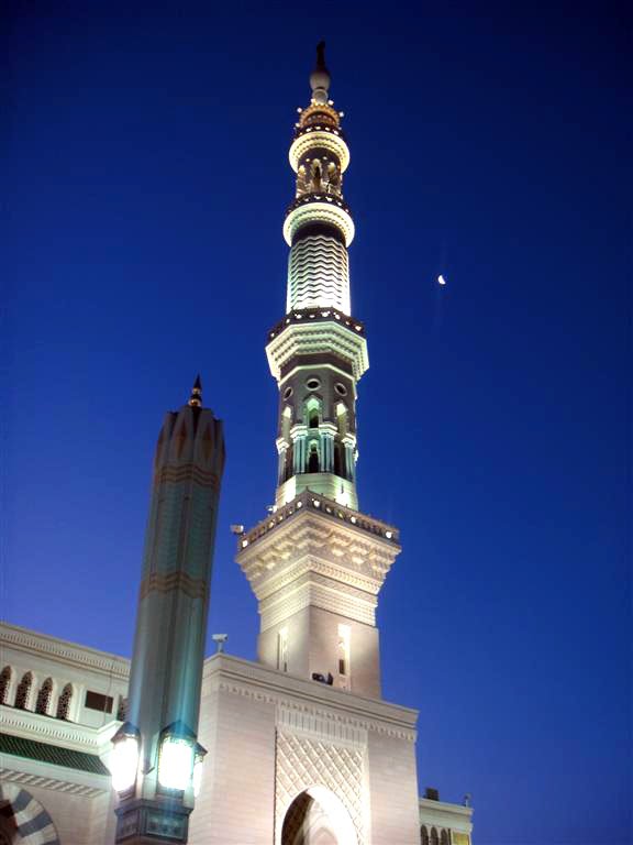 Minar & Moon Madina by Hafeezmj