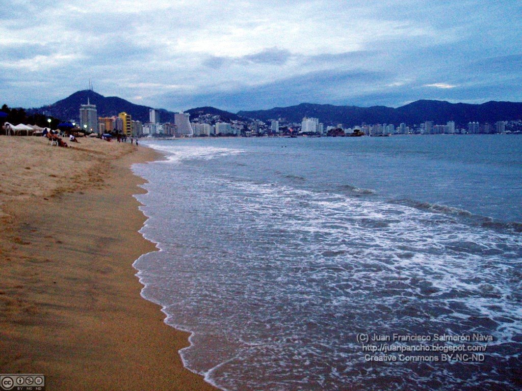 Mar y playa, Acapulco, Guerrero by Juan_Francisco_Salmerón_Nava