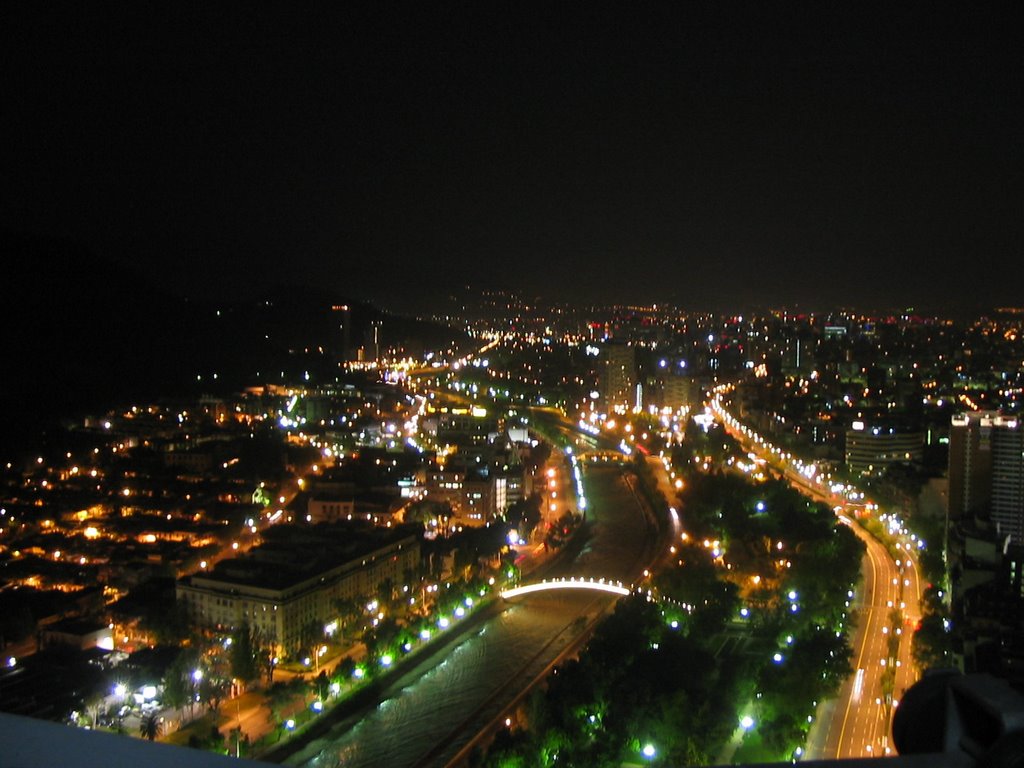 Santiago Oriente (noche) desde Edificio CTC, Santiago, RM by Jacqueline y Javier (Chile)