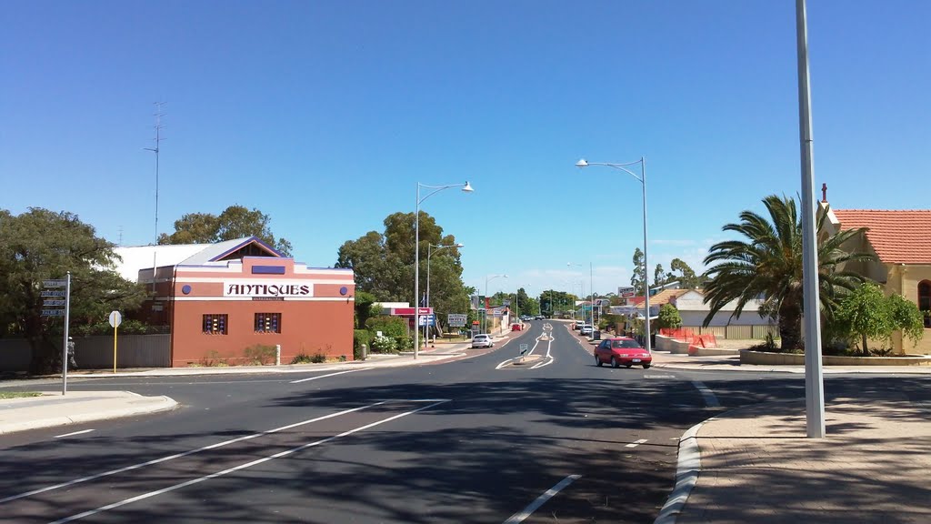 Waroona main street by Chopio Siu