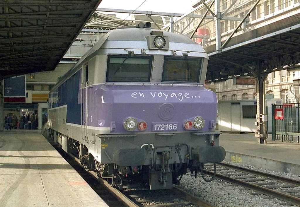 Paris, Gare de l'Est. by alan desitter