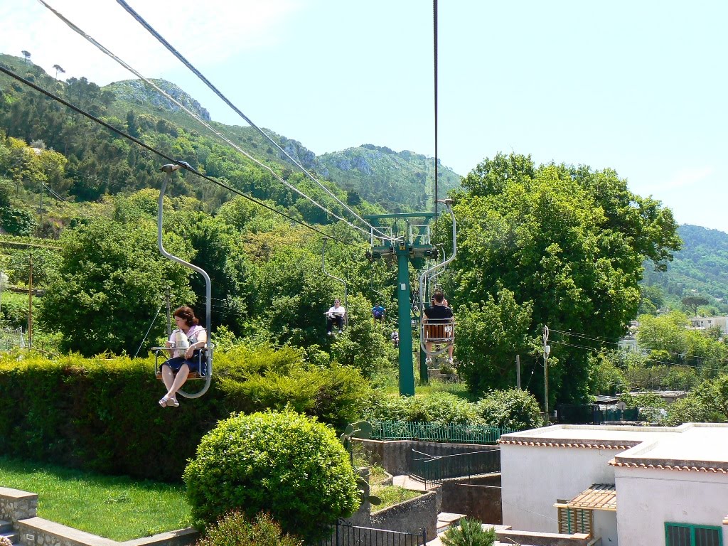 Start of the cable lift up Monte Solaro by Brian B16