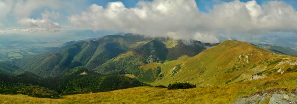 Malá Fatra - rozhľady z V.Kriváňa by < JOKO >