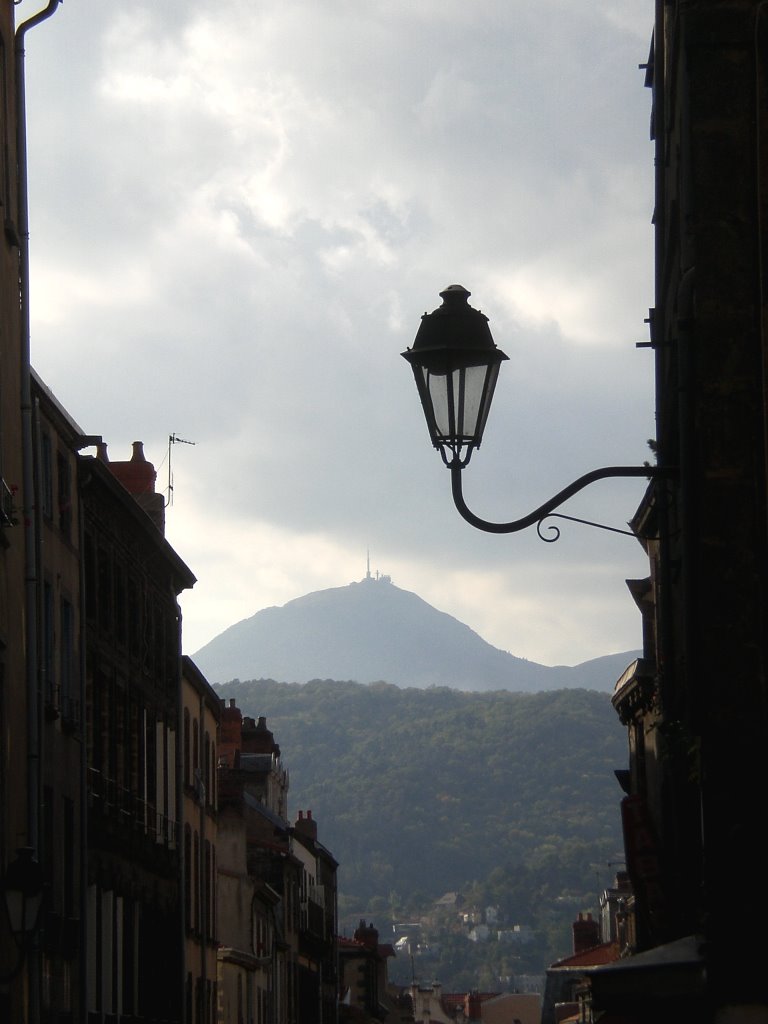 Puy-de-Dôme vue de la cathédrale by ln63