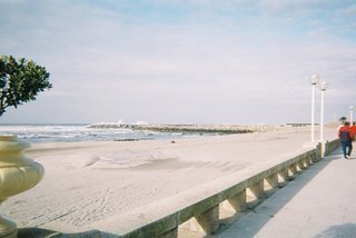 A Praia - The Beach by Pedro Paulino