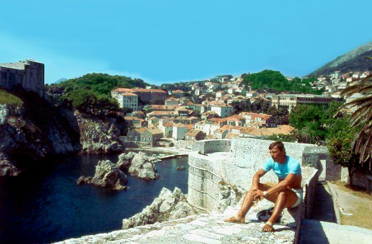 980.07. - Dubrovnik, view from the castle wall -In the picture, I am on the castle wall Dubrovnik, kilátás az várfalról -A képen én vagyok a várfalon by Péter Farsang