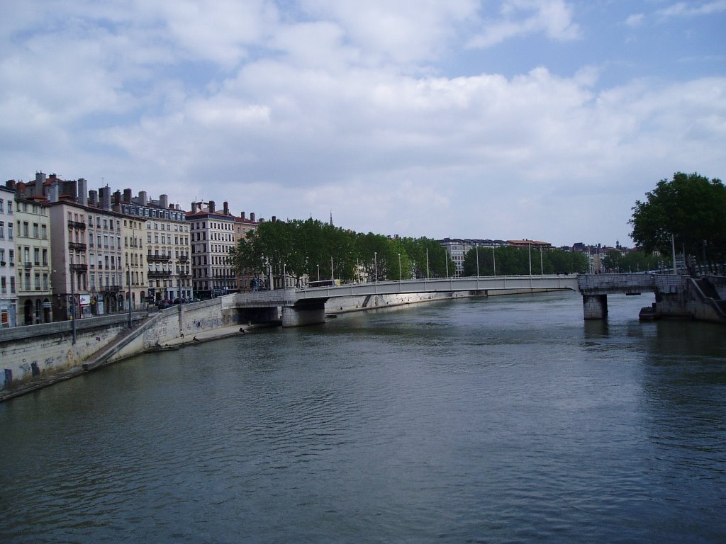 Pont de la Feuillée depuis la Passerelle Saint Vincent by Emeric84