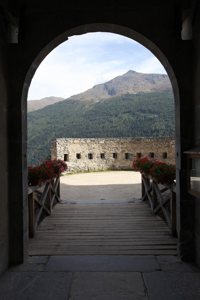 Tour des grandes Alpes by www.binnenvaartinbeeld.com