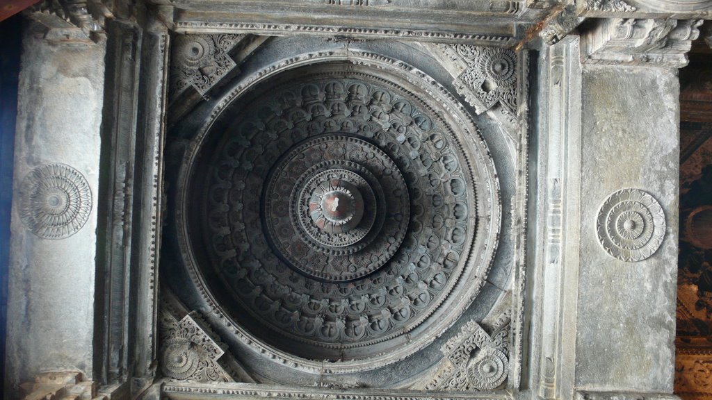 Keshava temple, Hoysala architecture, 1268 by Jean-Marc Allet