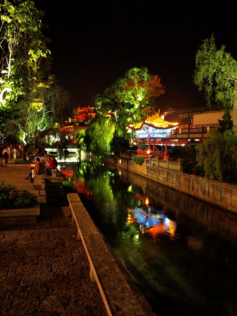 Lijiang Old Town - 麗江古城 by KaySin