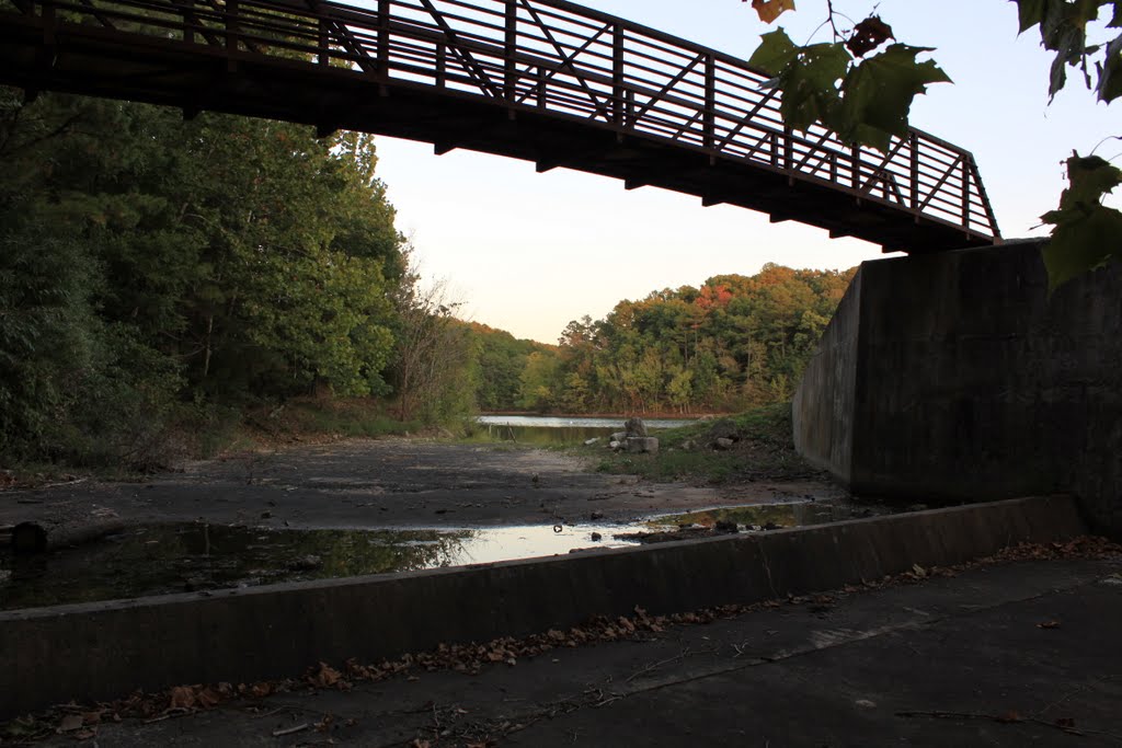 Foot bridge over the Lake Norwood spillway by Brian Zurita