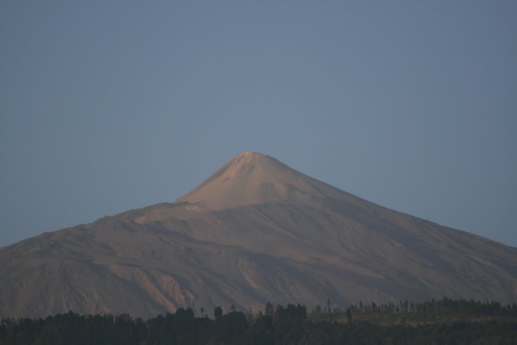 El Teide (Desde el puerto de la Cruz) by JECALDO