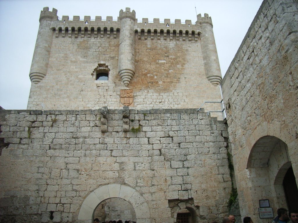 VALLADOLID, PEÑAFIEL by joseba andoni