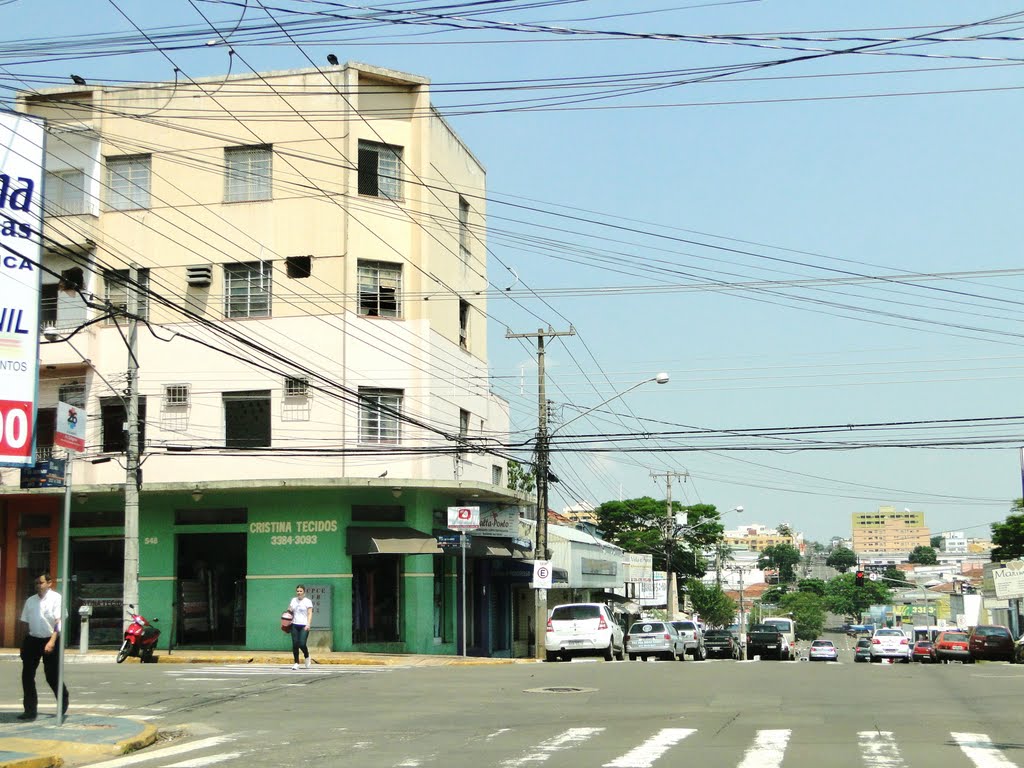 Rua 13 de Maio no cruzamento com a 15 de Novembro - Campo Grande/MS by Carlos Morcego