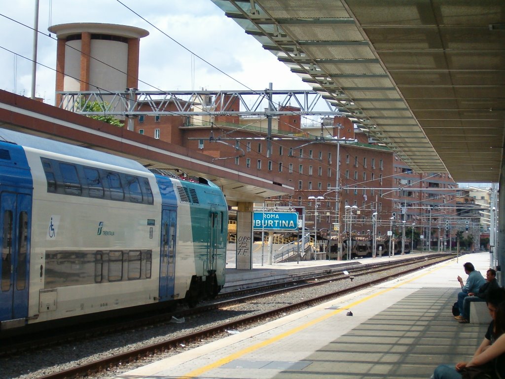 Roma, stazione Tiburtina by Vincenzo Surace II