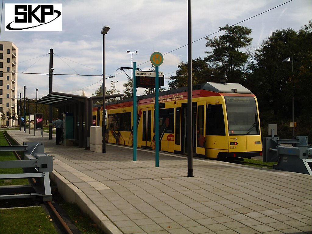 SKP_Frankfurt am Main (Straßenbahn Haltestelle Rebstockbad) by Sven Krebs