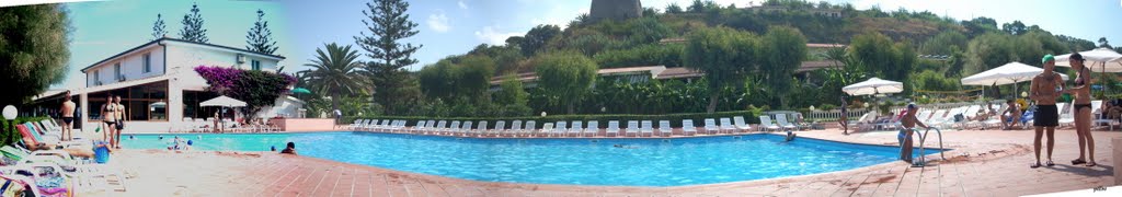 Capo Vaticano - Villaggio roller club piscina - gillos by gillos - sergio