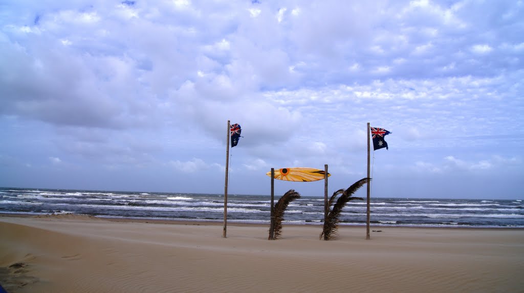 No, it´s not Australia - this is Australian bar on the North Sea beach by Cosmea