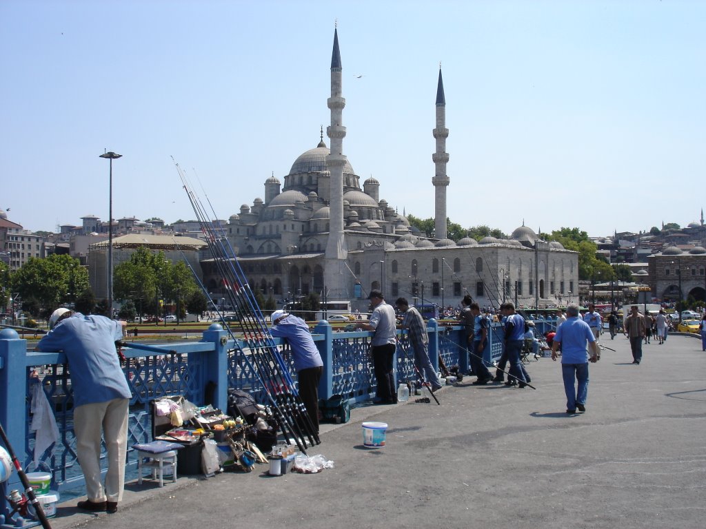 Galata Kpr., Istanbul. by Victor Misael