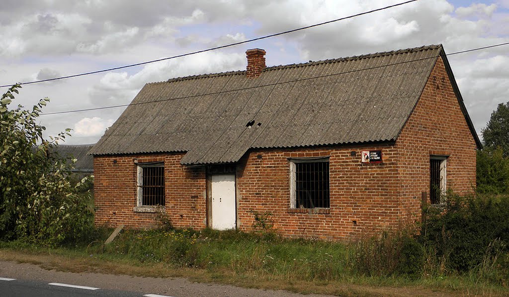 Maliszów - dawny Klub Książki i Prasy by RafałT