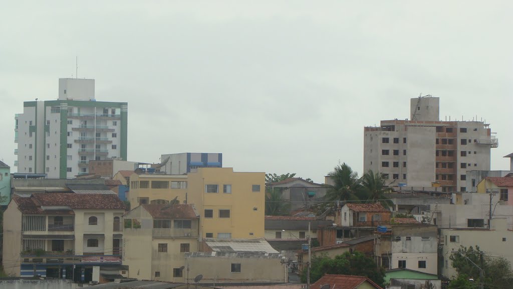 Vista do Edifício Green Valley e outro em Construção - São Mateus/ES by DeMar