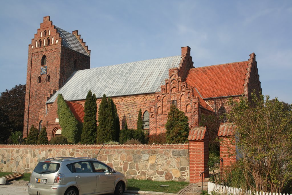 Søborg kirke by Preben F Nielsen