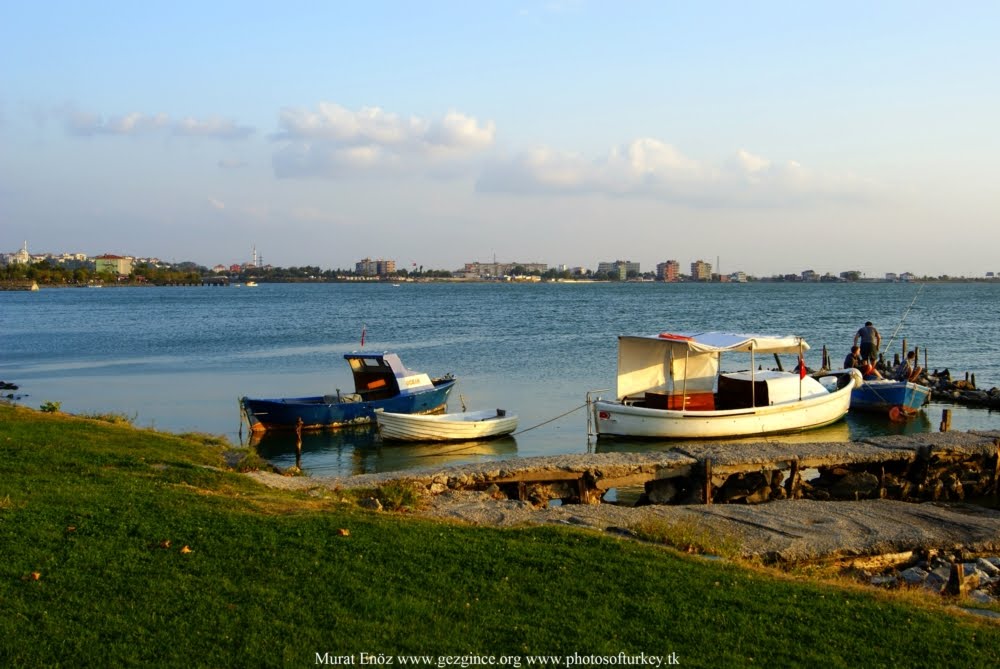 KÜÇÜKÇEKMECE LAKE, ISTANBUL, TURKEY www.gezgince.org www.photosofturkey.tk by Murat Enoz