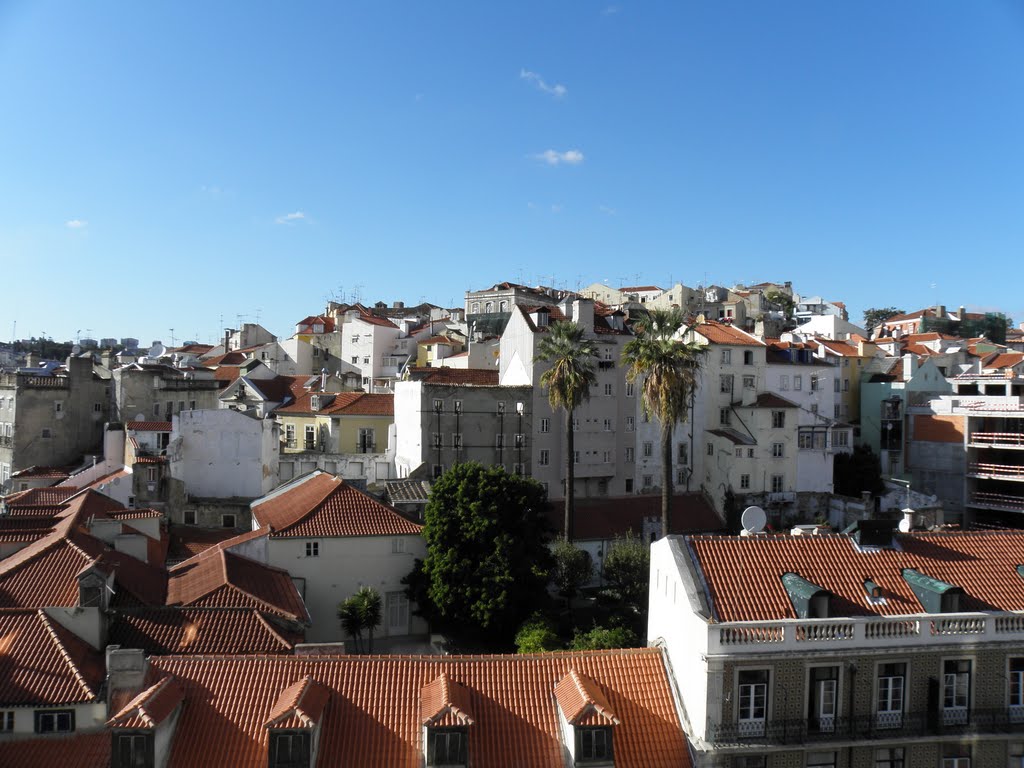 Lisbon, Portugal by r.janssen