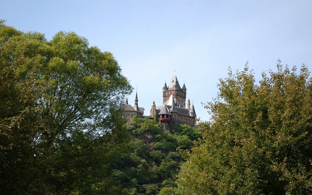 Reichsburg, Cochem by Hans J.S.C. Jongstra