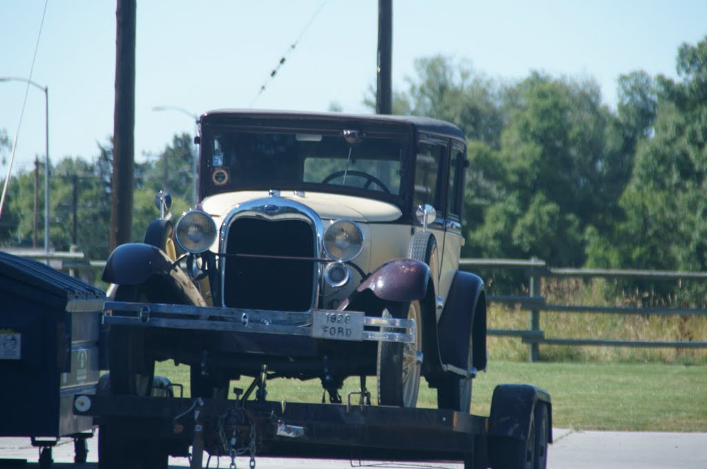 1928 Ford - Bozeman, Montana by geogeek