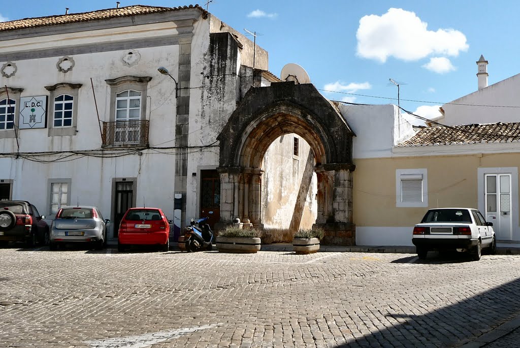 Largo do carmo by Ed. Lopes