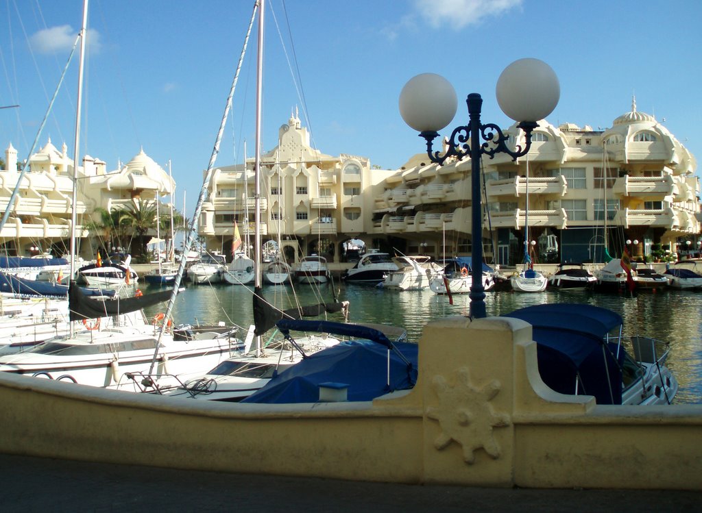 Puerto Marina (Benalmádena) by Teresa Alvarez