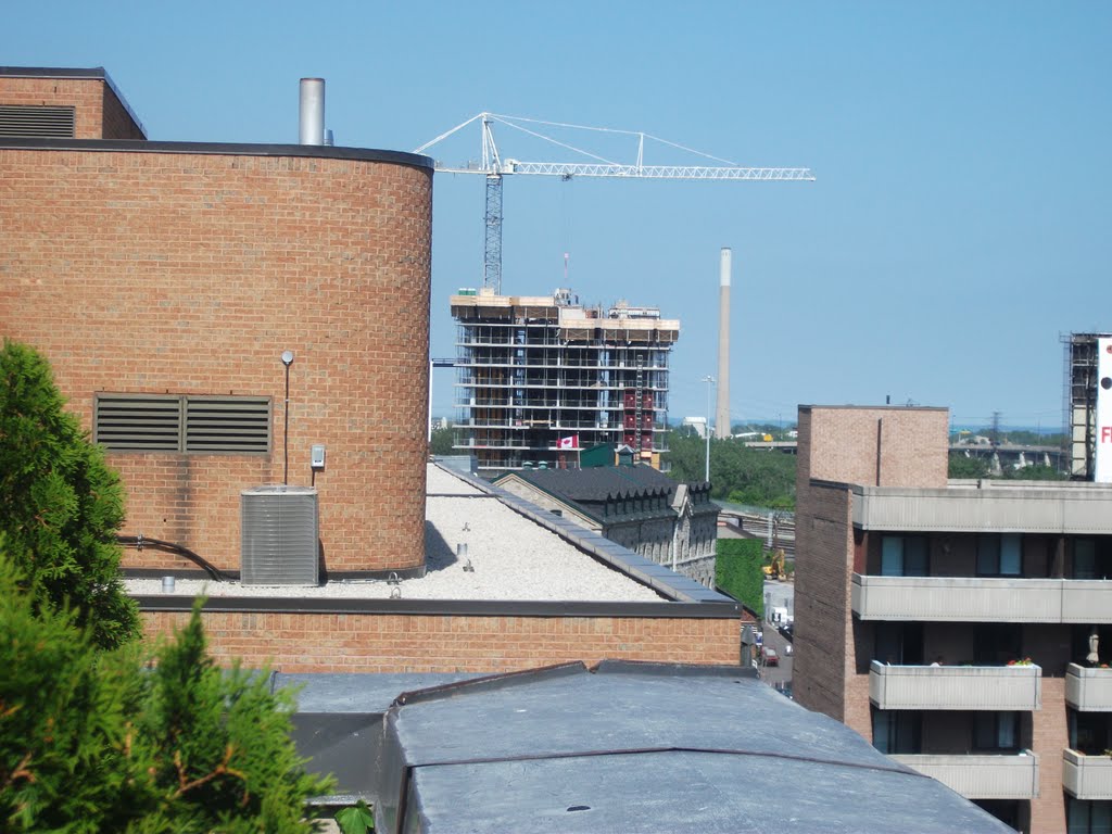 Looking east at construction in the Distillery district by OldYorkGuy