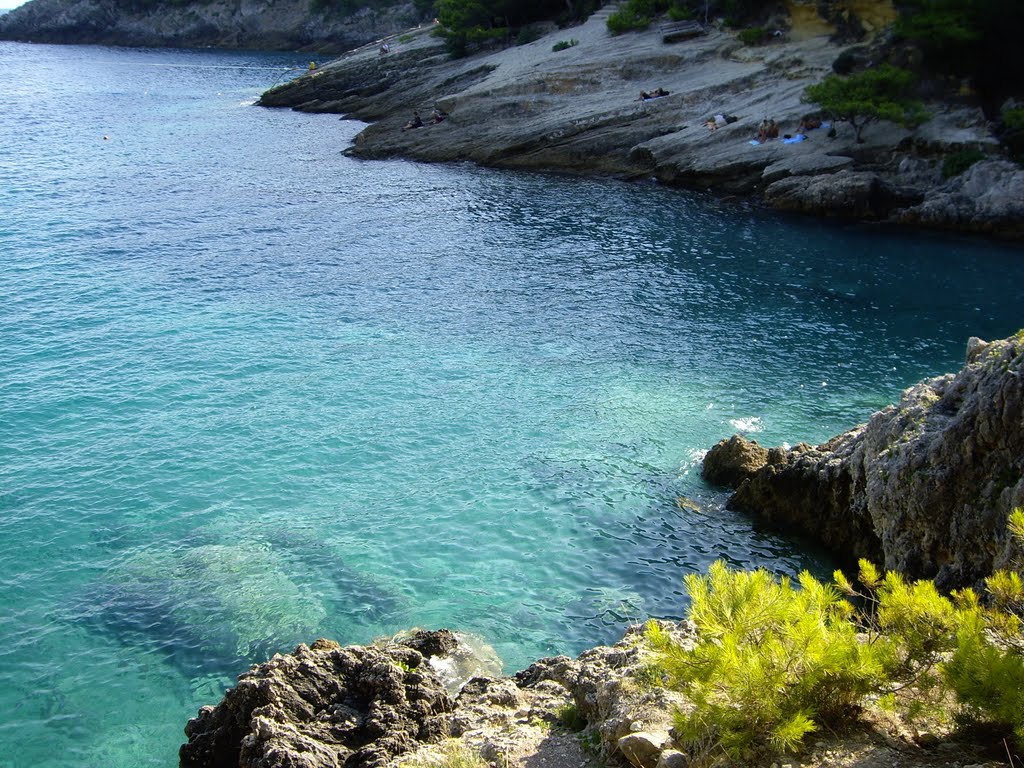 Beautiful cliff of San Domino by Danilo Pianini