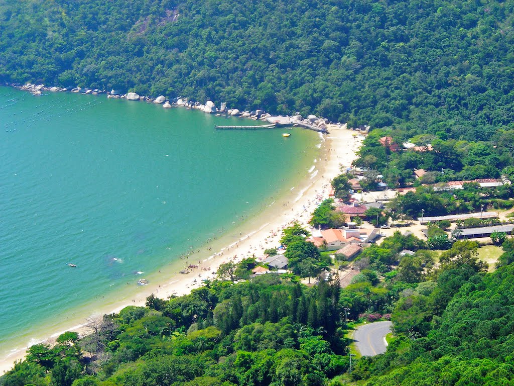 Praia de Laranjeiras - Santa Catarina, Brazil by SouthBrazil Parana